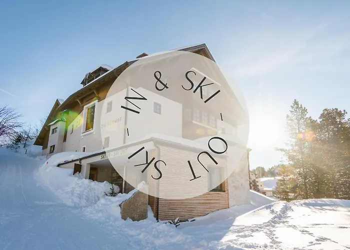 Zirbenhof מלון דירות 4*