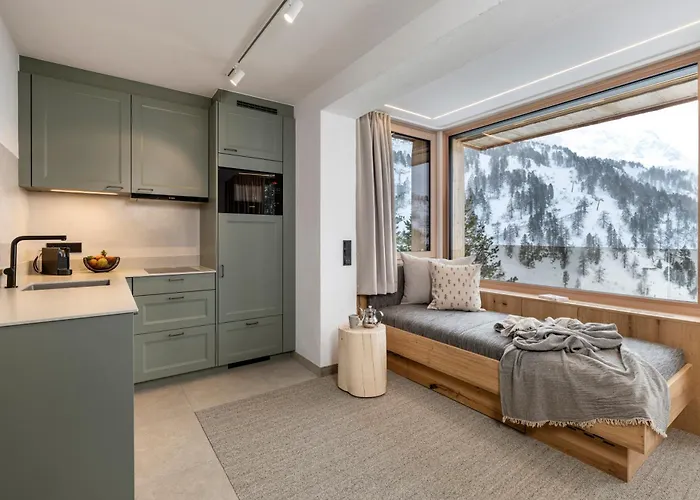 Zirbenhof Aparthotel 4*