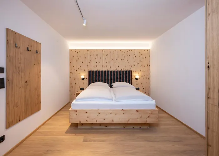 Zirbenhof Aparthotel 4*